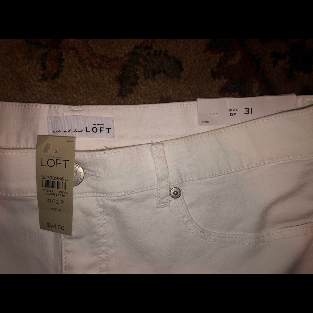 BRAND NEW WHITE DENIM SHORTS - Picture 2 of 4